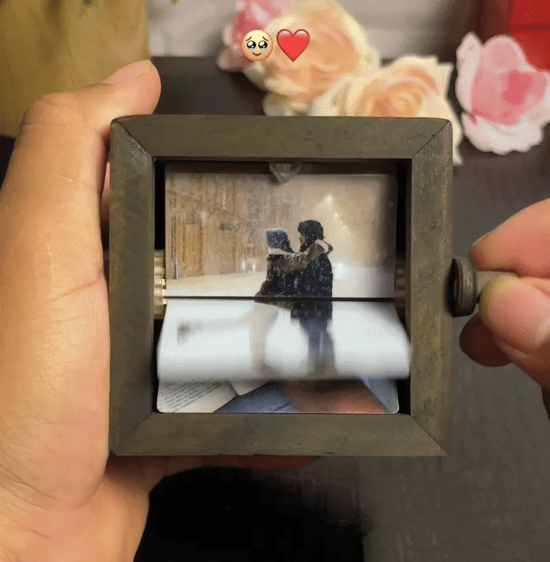 Custom Crank Photo Box